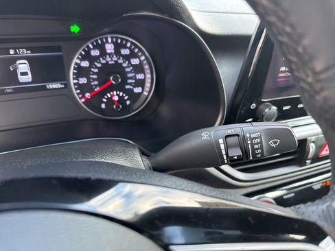 Used 2023 Kia Forte GT-Line image 21