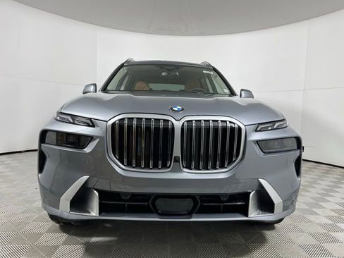 New 2026 BMW X7 xDrive40i image 2
