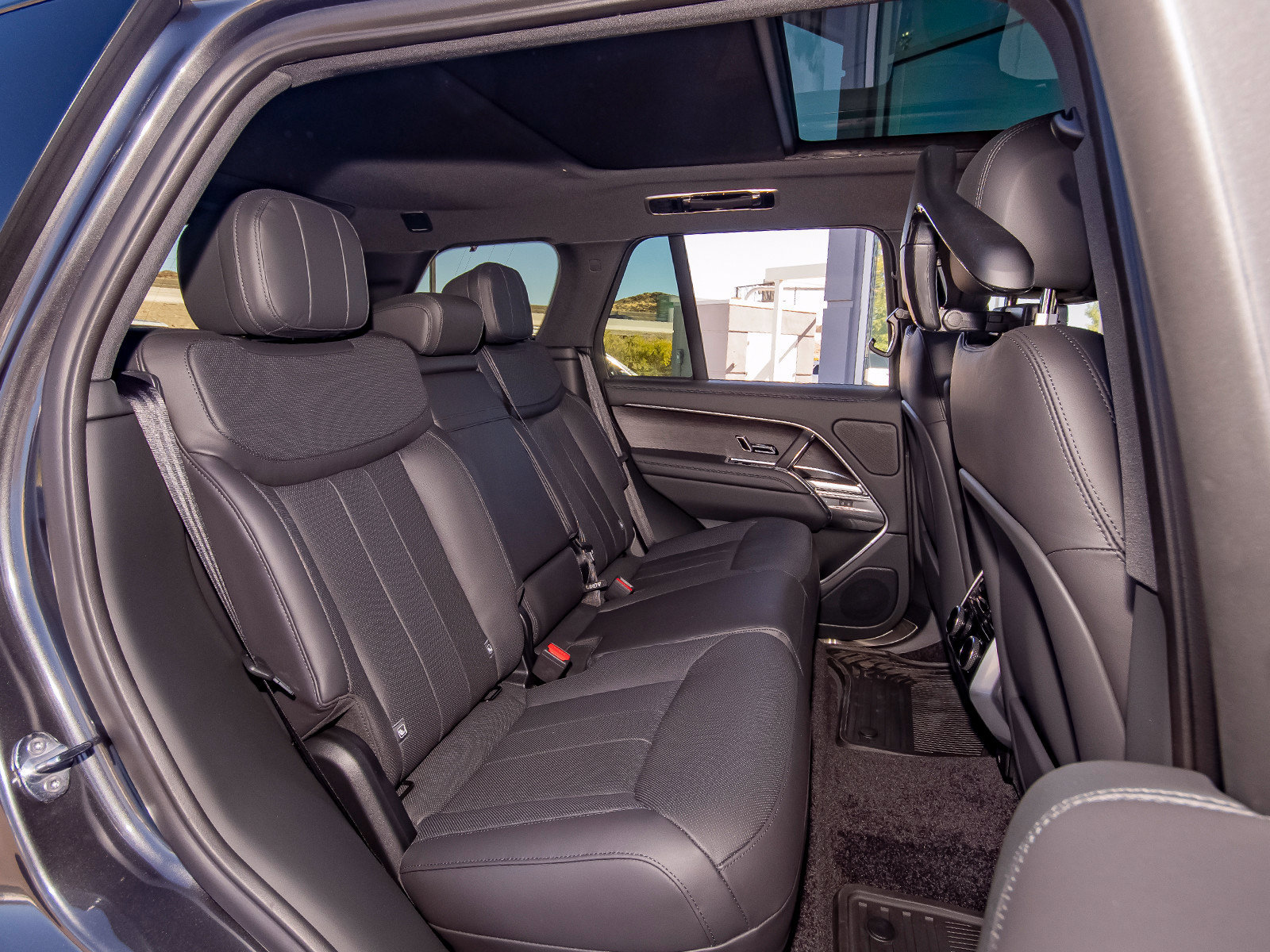 New 2027 Land Rover Range Rover SE AWD/4WD image 48