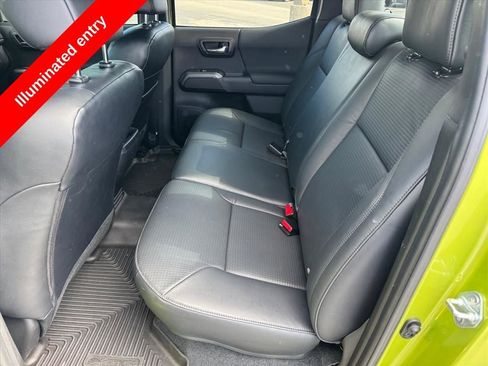 Used 2023 Toyota Tacoma TRD Sport w/ TRD Premium Sport Package AWD/4WD image 14