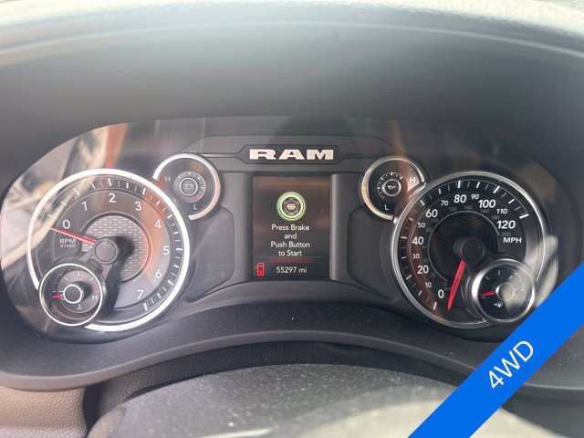 Used 2022 RAM 2500 Tradesman w/ Chrome Appearance Group AWD/4WD image 2