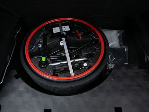 Certified 2022 Porsche Cayenne S image 24