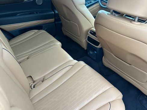 Used 2023 Genesis GV80 2.5T w/ Advanced Package image 18