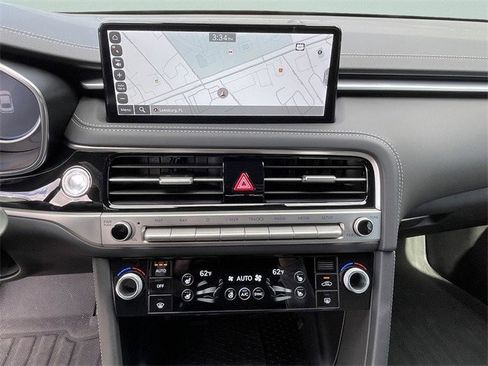 Used 2025 Genesis G70 3.3T Advanced w/ Sport Prestige Package image 27