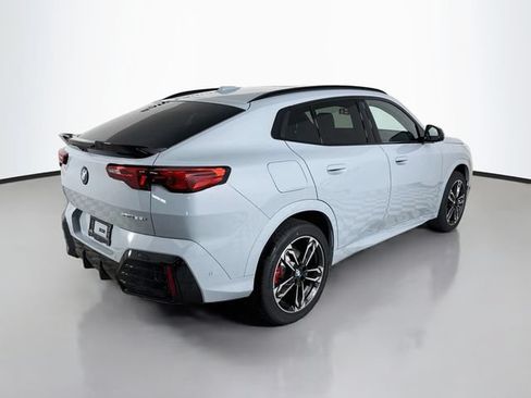 New 2027 BMW X2 xDrive28i w/ Technology Package AWD/4WD image 7
