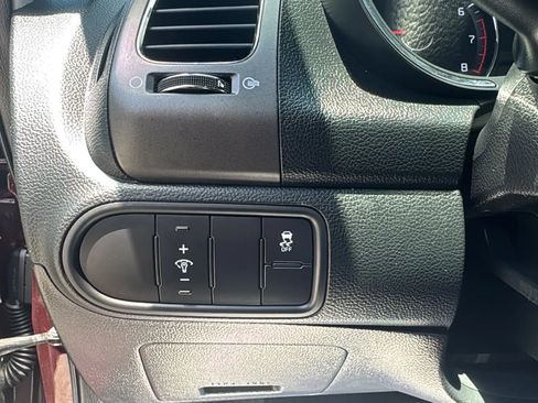 Used 2018 Kia Forte LX FWD image 19
