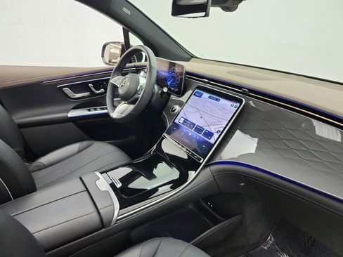 Used 2023 Mercedes-Benz EQE 350+ SUV image 24