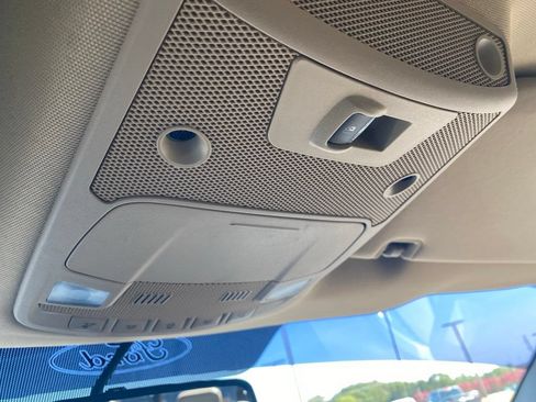 Used 2018 Ford F150 Lariat RWD image 21