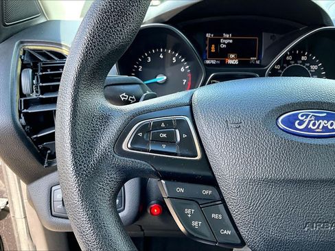 Used 2017 Ford Escape SE w/ Equipment Group 201A FWD image 24