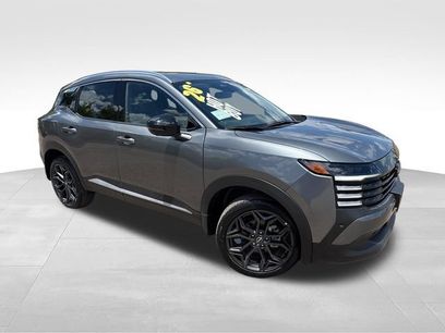 New 2026 Nissan Kicks SR w/ SR Premium Package