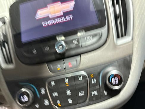 Used 2024 Chevrolet Malibu LT FWD image 26