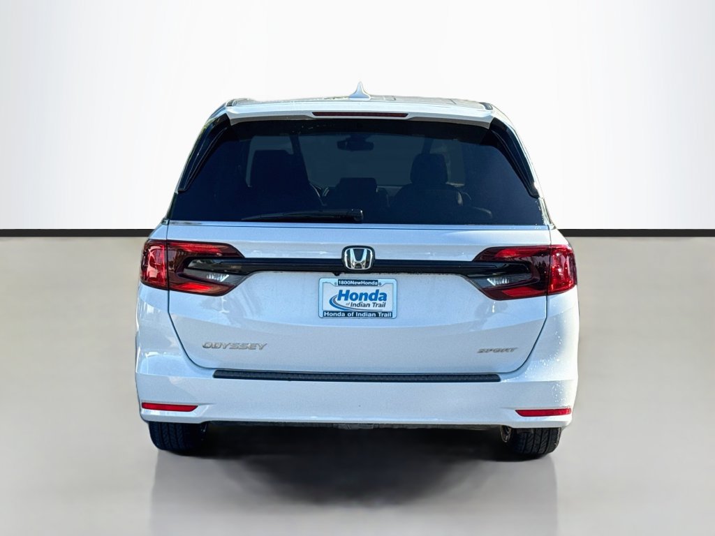 Used 2023 Honda Odyssey Sport image 6