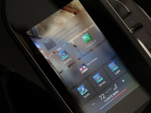 Used 2023 BMW i7 xDrive60 image 13