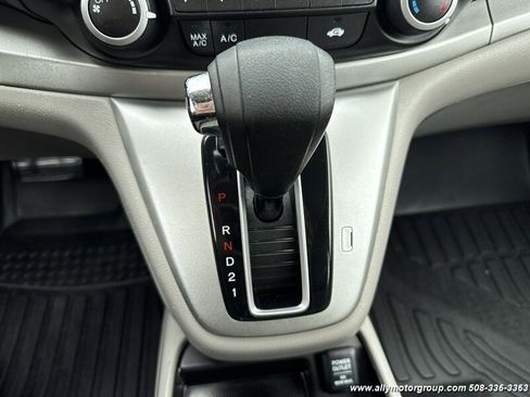 Used 2013 Honda CR-V LX image 19