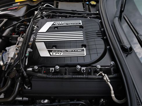 Used 2016 Chevrolet Corvette Z06 w/ 2LZ Preferred Equipment Group image 65