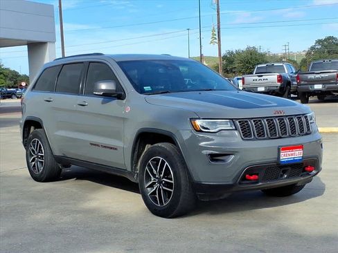 Used 2021 Jeep Grand Cherokee Trailhawk w/ Premium Lighting Group image 34