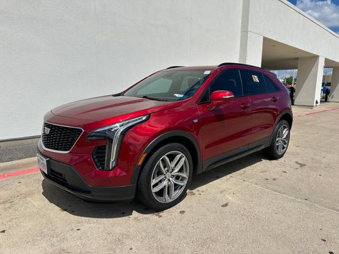Used 2023 Cadillac XT4 Sport w/ Cold Weather Package FWD image 3