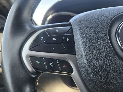 Used 2018 Jeep Grand Cherokee Limited AWD/4WD image 23