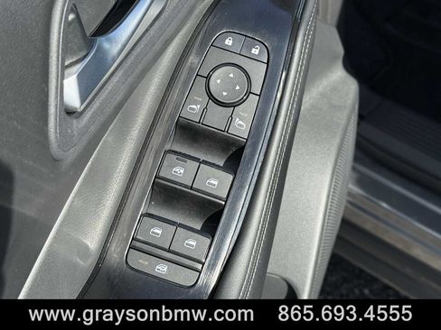 Used 2025 Nissan Rogue SV image 12