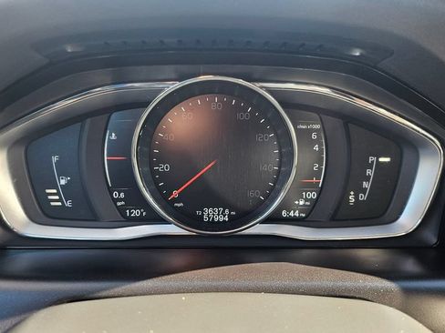 Used 2017 Volvo XC60 T6 Inscription w/ Climate Package AWD/4WD image 32