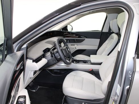 New 2026 Lincoln Nautilus Reserve image 22