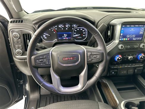 Used 2021 GMC Sierra 1500 Elevation w/ Preferred Package image 18