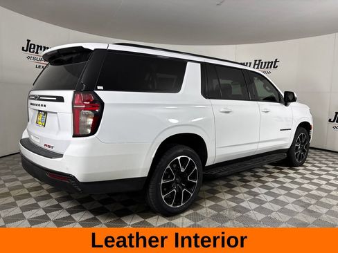 Used 2024 Chevrolet Suburban RST w/ Luxury Package AWD/4WD image 6