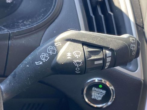 Used 2024 Ford Edge SEL image 22