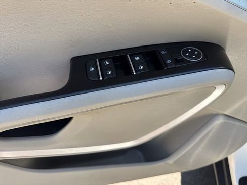 Used 2022 Kia Soul LX w/ Technology Package FWD image 9