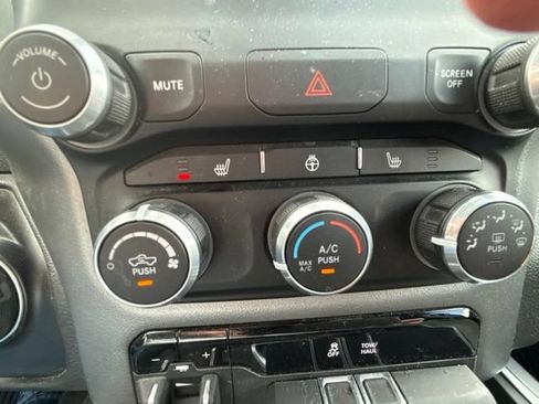 Used 2023 RAM 1500 Big Horn AWD/4WD image 16