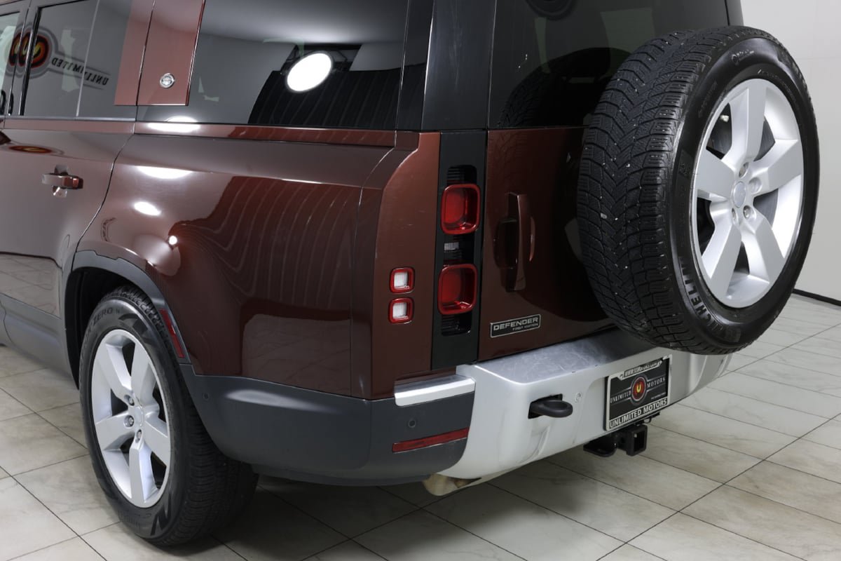 Used 2023 Land Rover Defender 130 First Edition AWD/4WD image 45