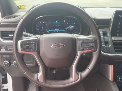 Used 2024 Chevrolet Suburban Z71 AWD/4WD image 10