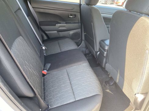 Used 2025 Mitsubishi Outlander Sport ES AWD/4WD image 21