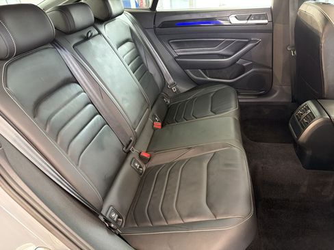 Used 2023 Volkswagen Arteon SEL AWD/4WD image 32