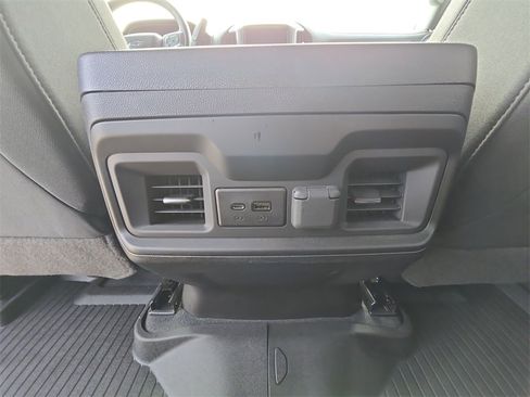 Used 2022 Chevrolet Silverado 1500 RST image 22