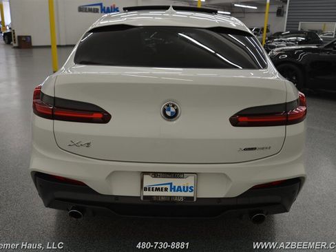 Used 2021 BMW X4 xDrive30i w/ Executive Package image 9