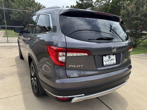 Used 2019 Honda Pilot Touring image 13