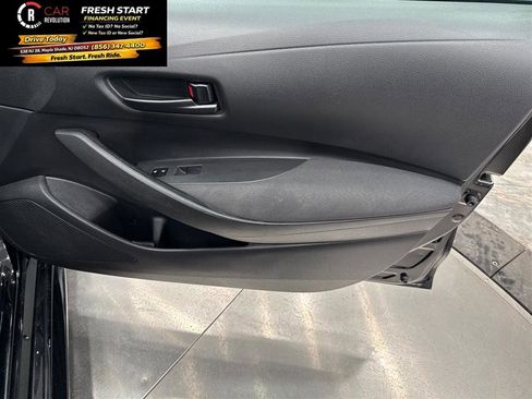 Used 2023 Toyota Corolla LE image 62