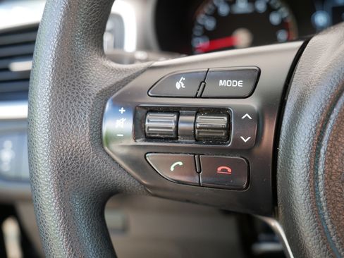 Used 2017 Kia Sorento AWD image 28