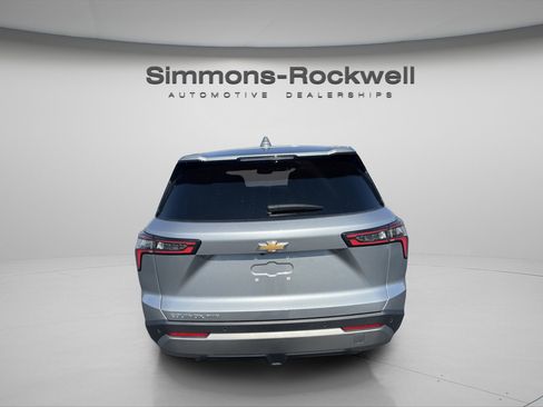 New 2026 Chevrolet Equinox LT image 6