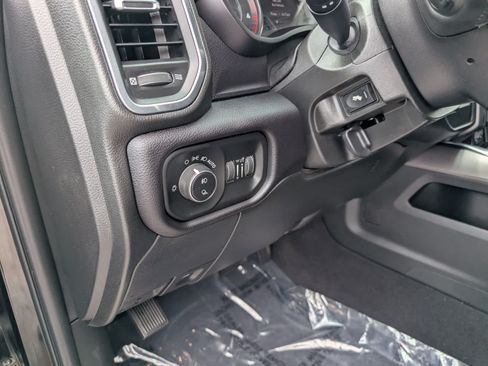 Used 2022 RAM 2500 Laramie AWD/4WD image 22