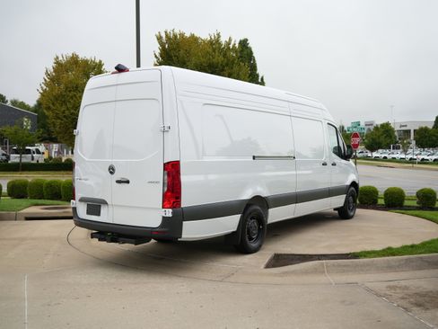 New 2025 Mercedes-Benz Sprinter 2500 image 7