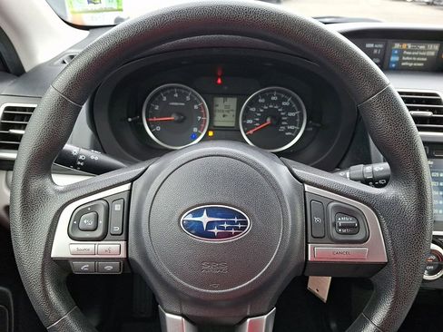 Used 2017 Subaru Forester 2.5i Premium w/ All-Weather Package image 20