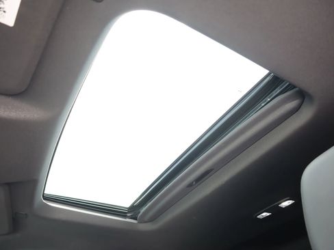 Used 2022 GMC Sierra 1500 AT4 w/ AT4 Premium Package image 21