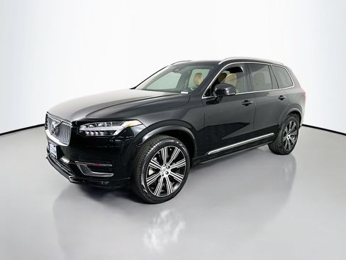 Used 2023 Volvo XC90 B6 Ultimate w/ Protection Package Premier AWD/4WD image 3