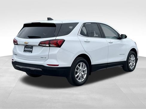 Used 2024 Chevrolet Equinox LT w/ LPO, Floor Liner Package image 7