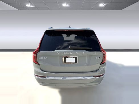 New 2026 Volvo XC90 B6 Plus w/ Protection Package Premier image 10
