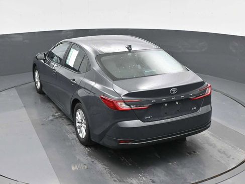 Used 2025 Toyota Camry LE w/ Convenience Package image 26