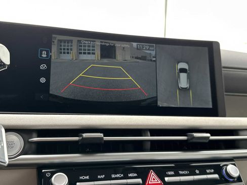 New 2026 Hyundai Tucson Limited w/ Tow & Go Package FWD image 18