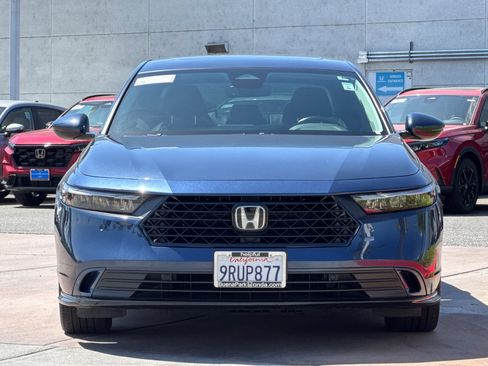 Used 2025 Honda Accord EX-L image 6
